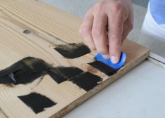 Универсальная 2-компонентная шпатлевка для мебели и интерьеров.
Продукт для промышленного и профессионального применения.