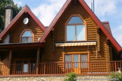 Глубоко проникающая защитная лазурь для наружных работ. На основе растворителей.