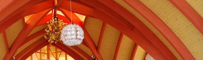 Lignovit Color краска для дерева, обеспечивает защиту даже при экстремальных погодных условиях