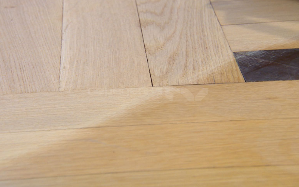 Дубовый паркет до ремонта