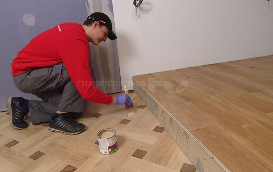 Нанесение цветного масла Adler Legno Color