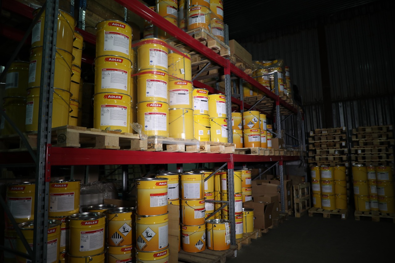 Краски ADLER в наличии на складе в Москве