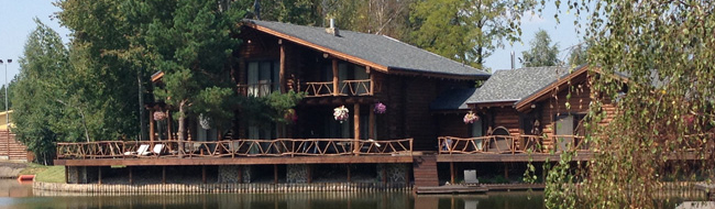 Загородный деревянный комплекс