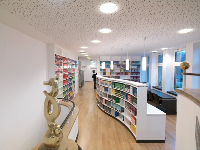 Стеллажи в библиотеке университета Мюнстера